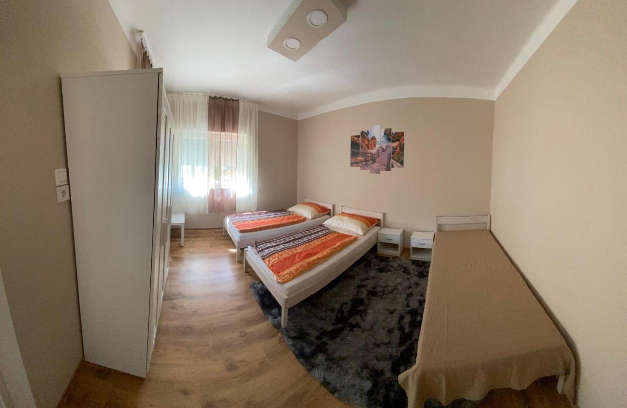 Edina Apartman Balatonlelle Eksteriør bilde